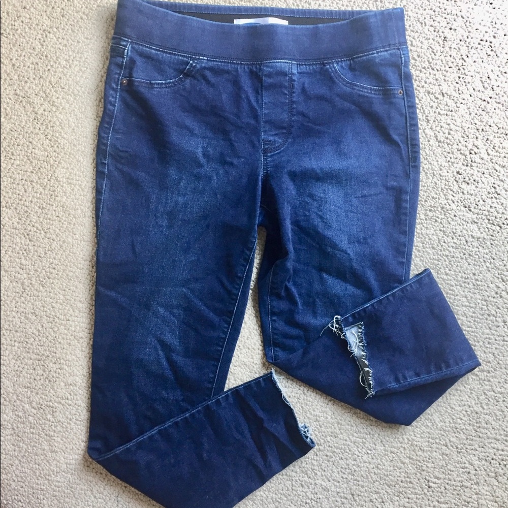 Old Navy Rockstar Jeggings Torn Hem